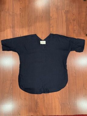 Hackwith Design House Emilie Navy V-Neck Linen Tunic One Size
